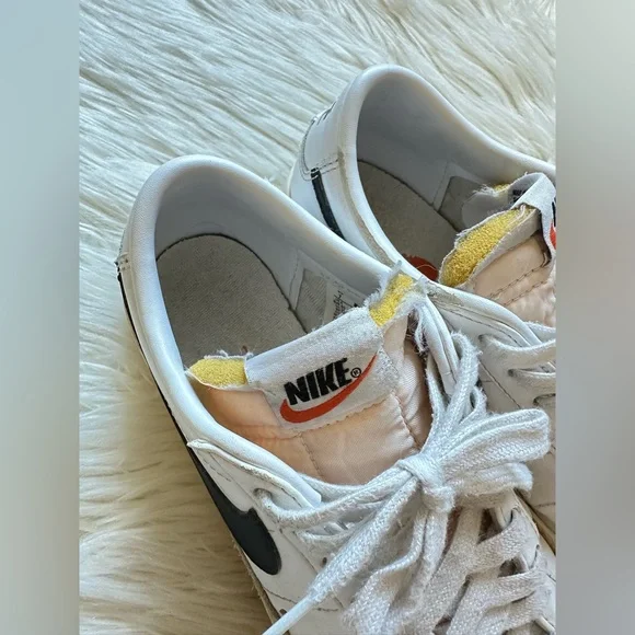 Mens’ Nike Blazer Low 77 Vintage sneakers - Picture 6 of 15